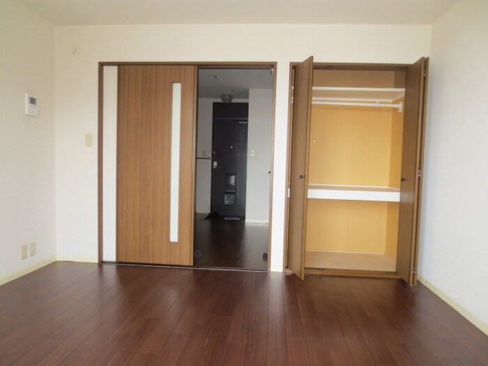 物件内観写真12　(居室)