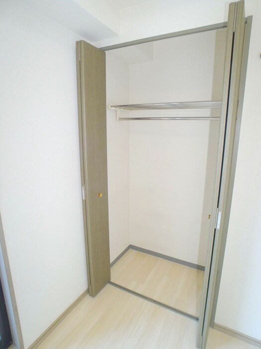 物件内観写真10　(収納)