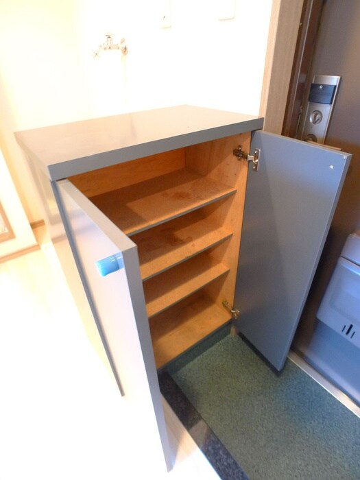 物件内観写真14　(靴箱)