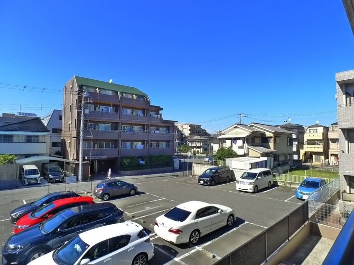 物件内観写真17　(室内からの展望)