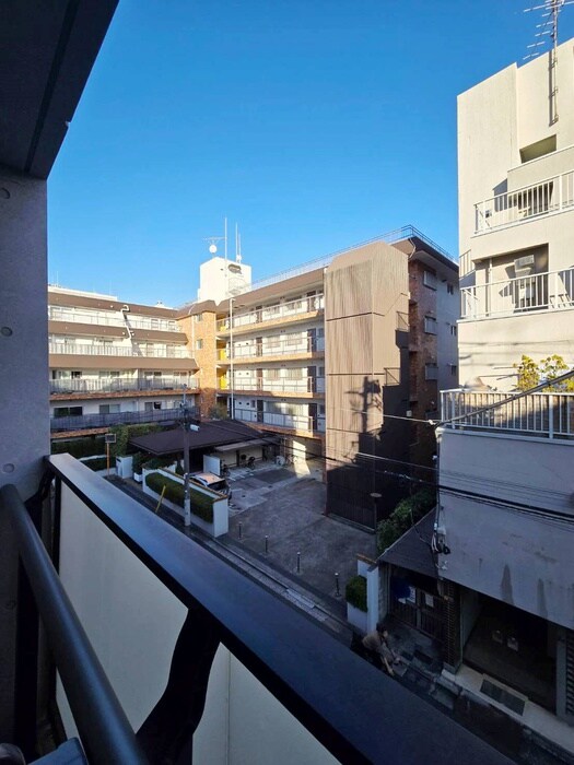 物件内観写真16　(室内からの展望)