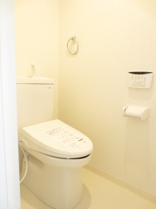 物件内観写真11　(トイレ)