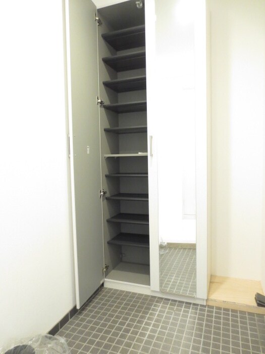 物件内観写真14　(靴箱)