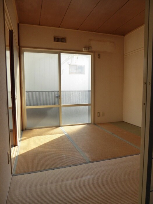 物件内観写真14　(居室)