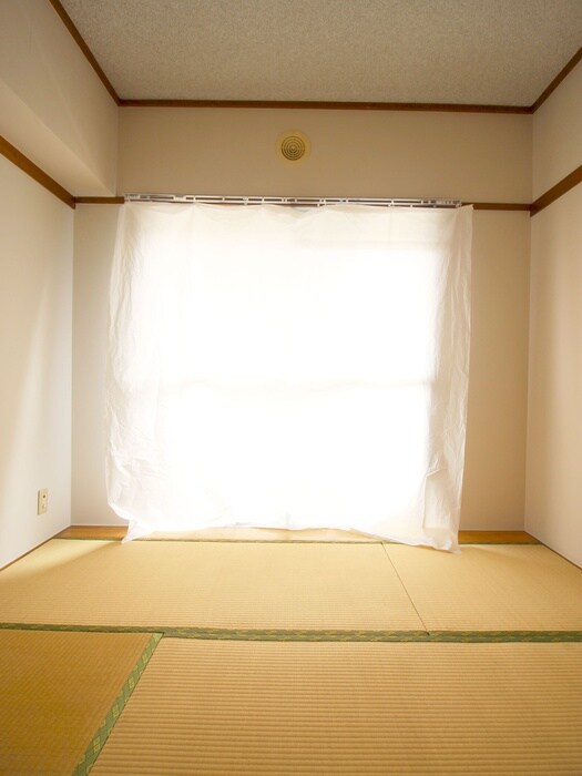 物件内観写真12　(居室)