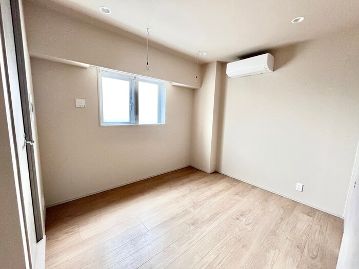 バウスフラッツ蔵前の居室