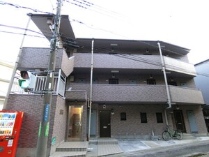 メゾンタツミ外観写真