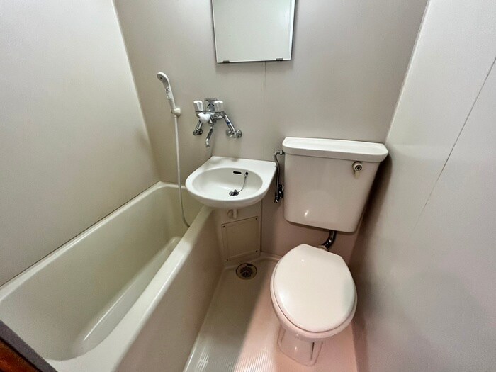 物件内観写真12　(バス／シャワールーム等)