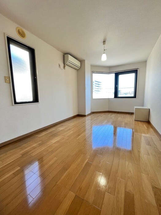 物件内観写真18　(居室)