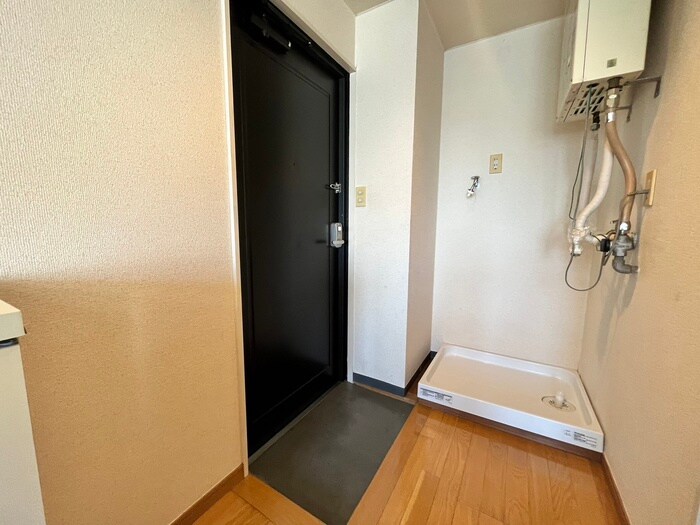 物件内観写真20　(玄関)