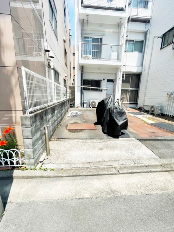 バイク置き場