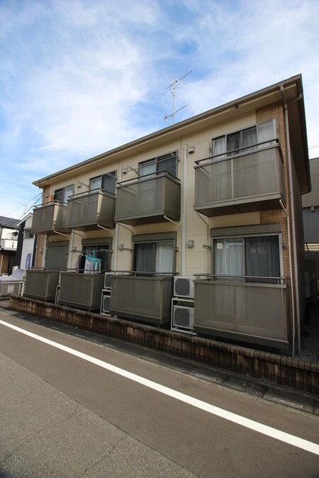 キャメル東大成外観写真