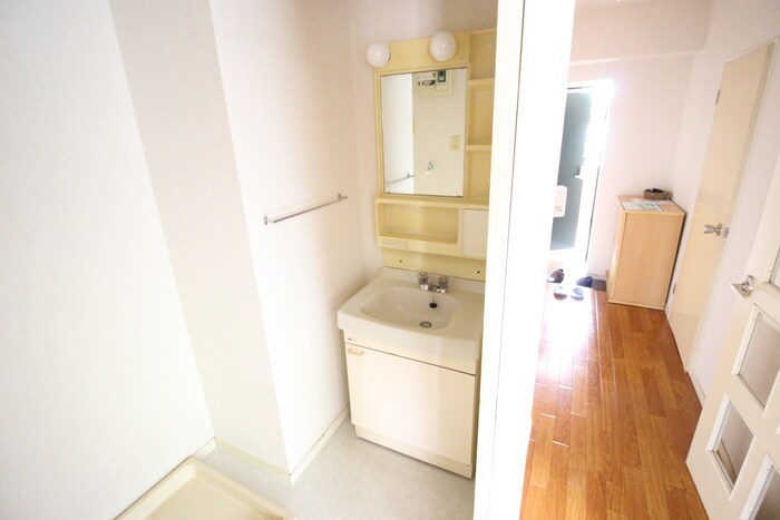 物件内観写真15　(洗面)