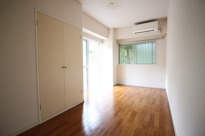 物件内観写真18　(居室)