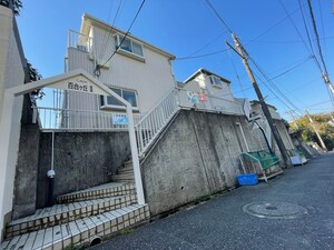 カーム百合ヶ丘３外観写真