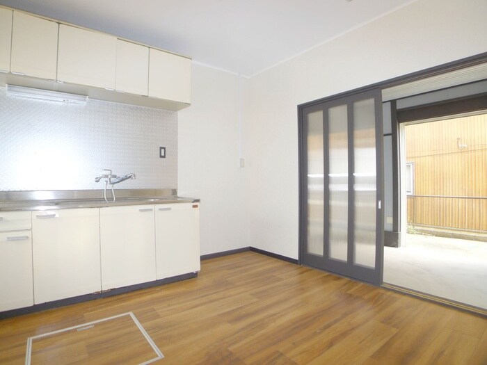 物件内観写真8　(居室)