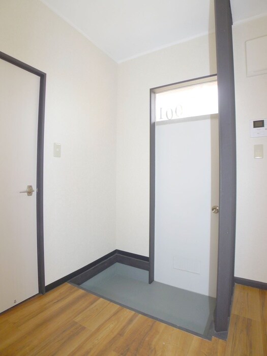 物件内観写真20　(玄関)