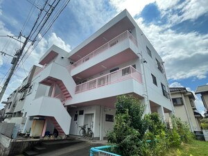 カ－ムハイツ外観写真