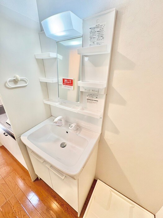 物件内観写真11　(洗面)