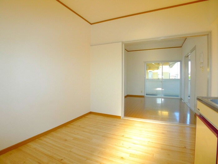 物件内観写真9　(居室)