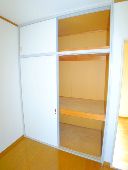 物件内観写真13　(収納)