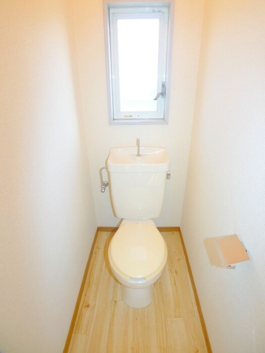 物件内観写真18　(トイレ)