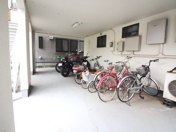駐輪場
