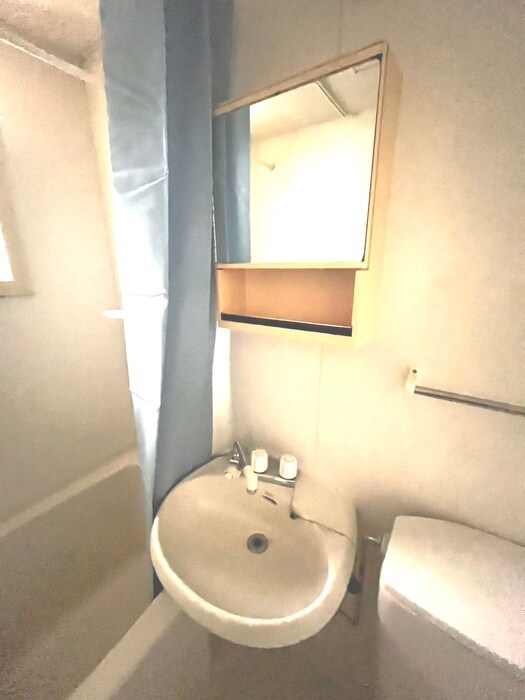 物件内観写真12　(洗面)