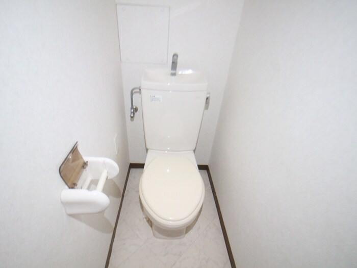 物件内観写真13　(トイレ)