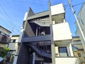 MOMO HOUSE