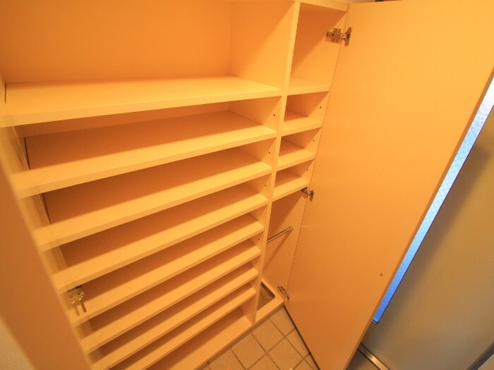 物件内観写真19　(靴箱)