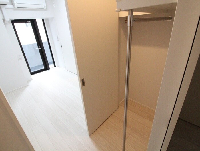 物件内観写真11　(収納)