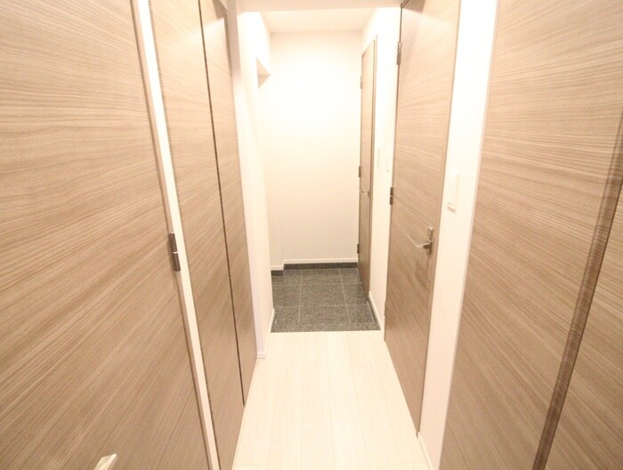 物件内観写真19　(廊下)
