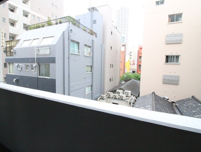 物件内観写真22　(室内からの展望)