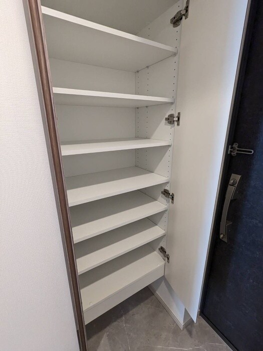 物件内観写真19　(靴箱)