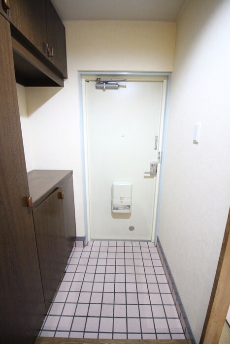 物件内観写真20　(玄関)