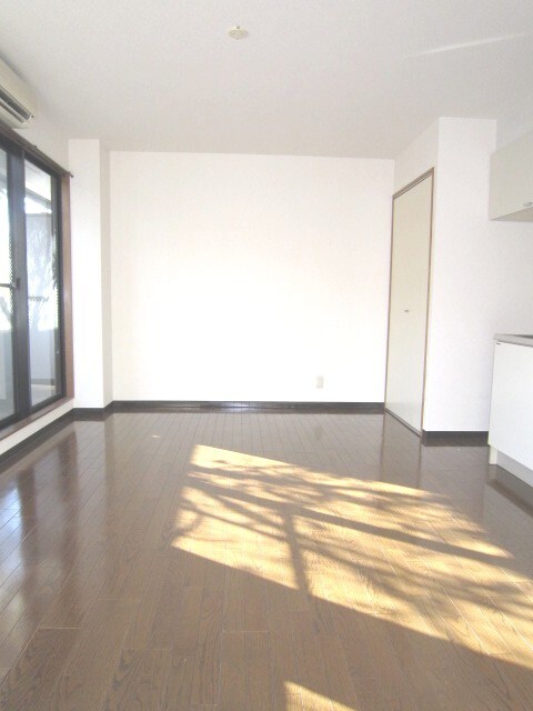 物件内観写真4　(内観写真)