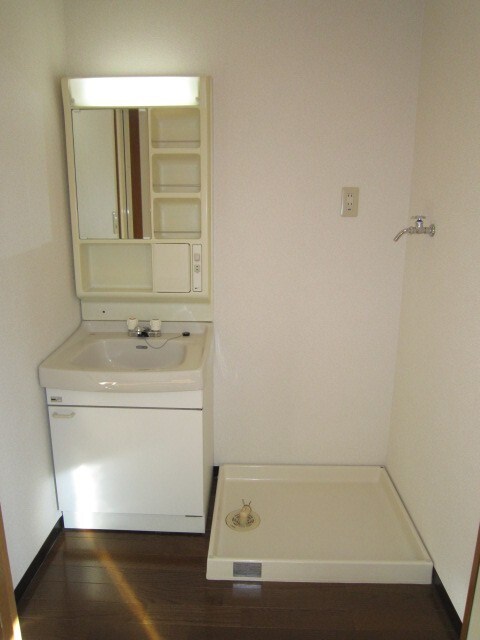 物件内観写真8　(洗面)