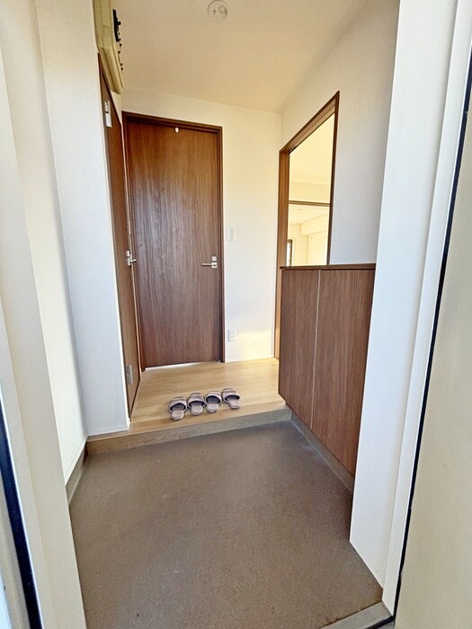 物件内観写真17　(廊下)
