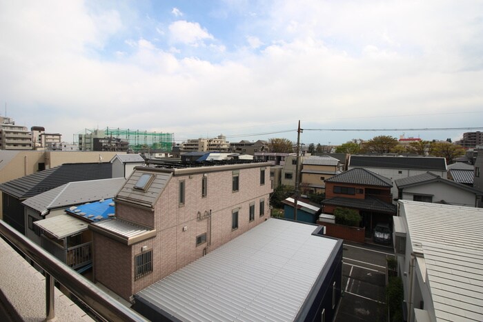 物件内観写真22　(室内からの展望)