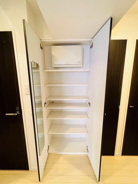 物件内観写真17　(収納)