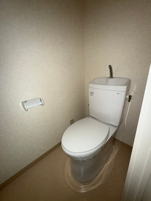 物件内観写真10　(トイレ)