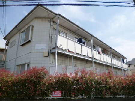 ピレーネ・２外観写真