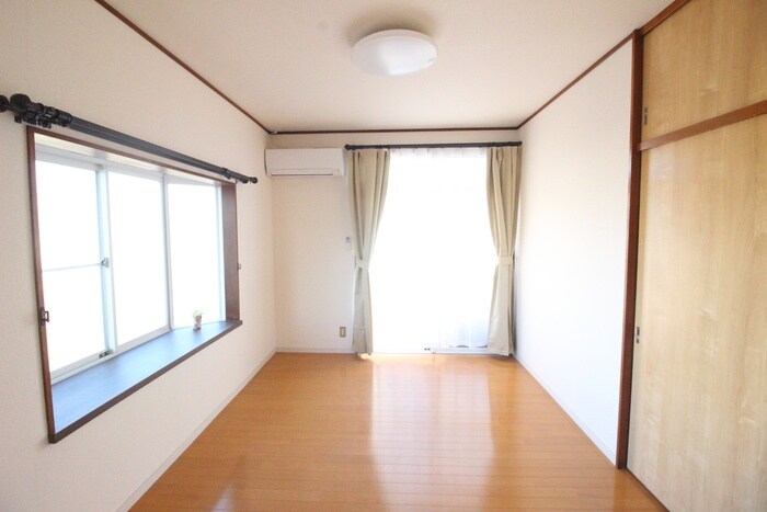 物件内観写真22　(居室)