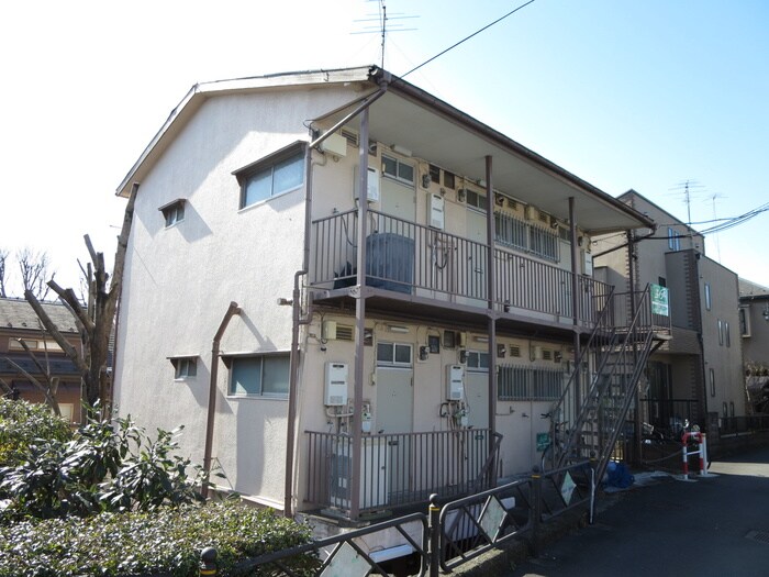 物件外観写真3　(エントランス部分)