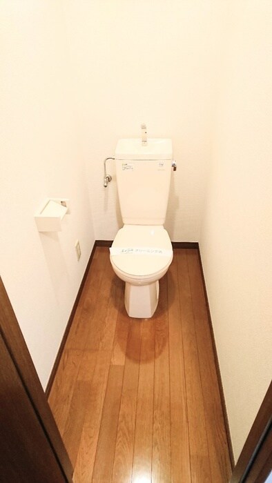 物件内観写真9　(トイレ)