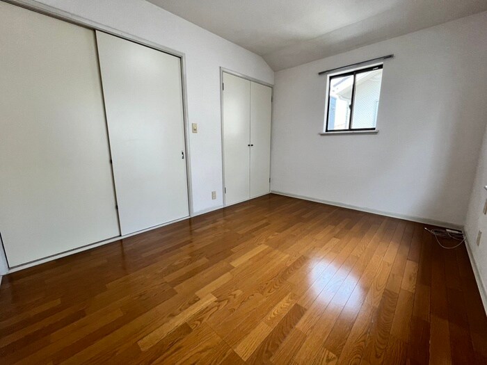 物件内観写真8　(居室)