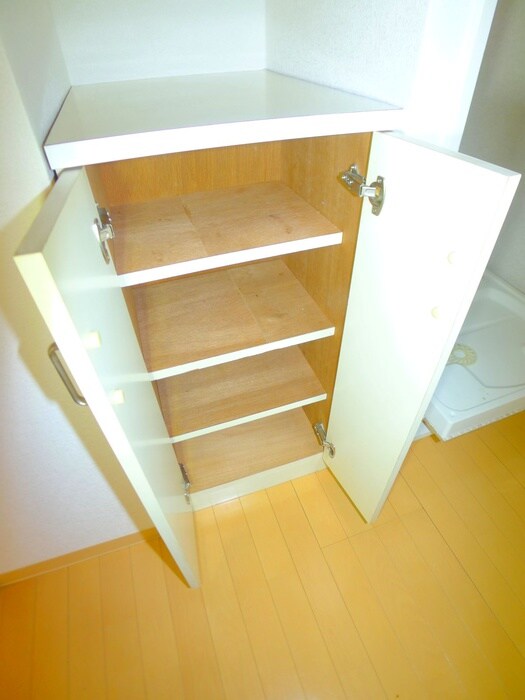 物件内観写真17　(靴箱)