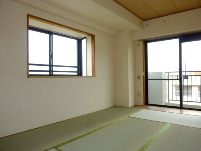 物件内観写真9　(居室)