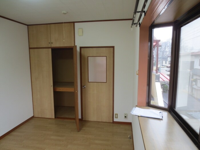 物件内観写真8　(居室)